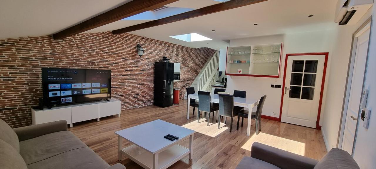 Loft 80M2 En Plein Coeur De La Vieille Ville 3 Etoiles Toulon Exterior foto