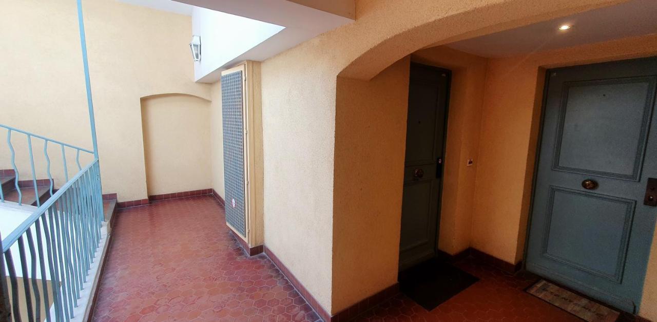 Loft 80M2 En Plein Coeur De La Vieille Ville 3 Etoiles Toulon Exterior foto